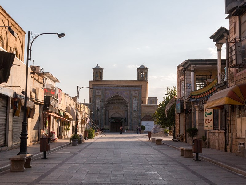 ورودی مسجد وکیل شیراز