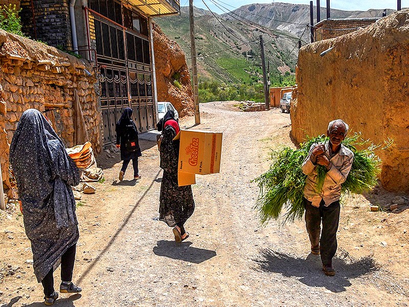 مردم روستای رویین