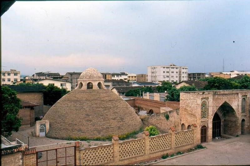 آب انبار نو که یکی دیگر از بناهای تاریخی دوران قاجار است.