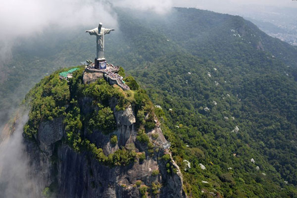 مجسمه مسیح، برزیل