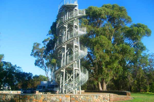 برج dna در پرث استرالیا