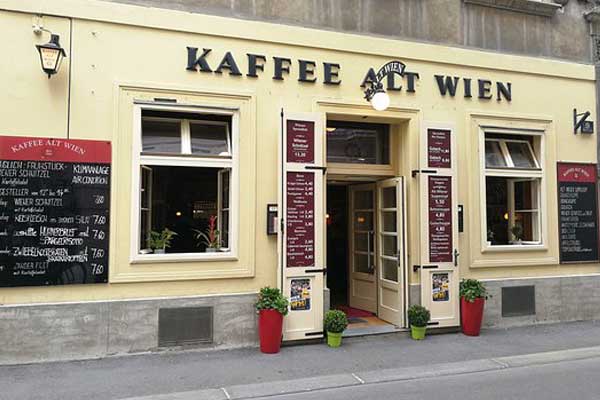 outside of kaffe alt wien