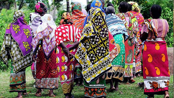 کانگا لباس زنان تانزانیا