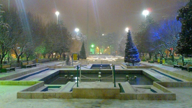 محله نارمک در برف زمستانی
