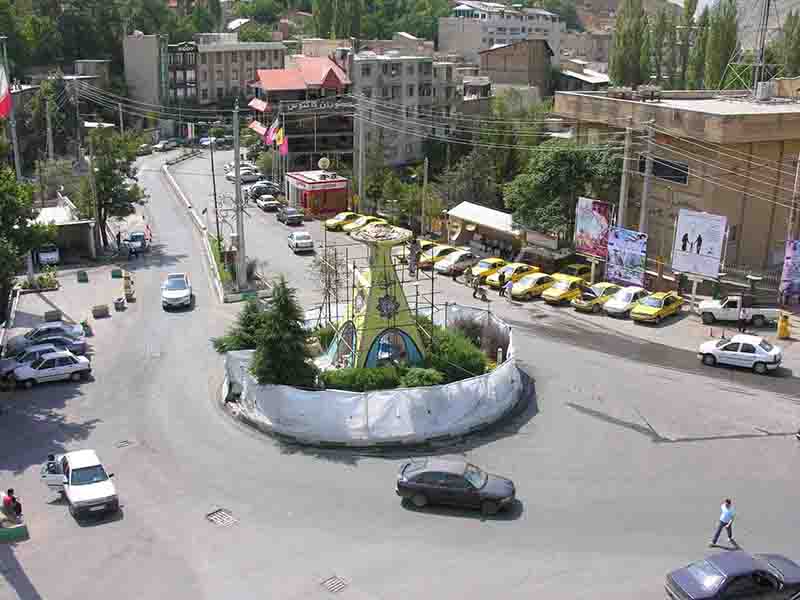 میدان امام خمینی فشم