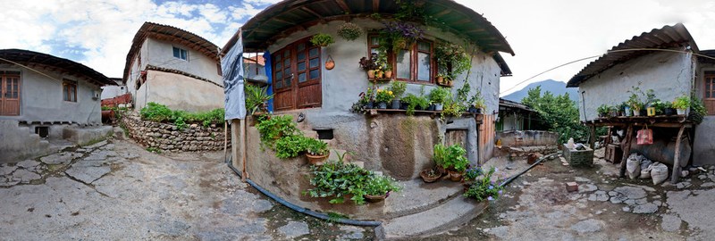 خانه‌های روستایی زیبای زیارت
