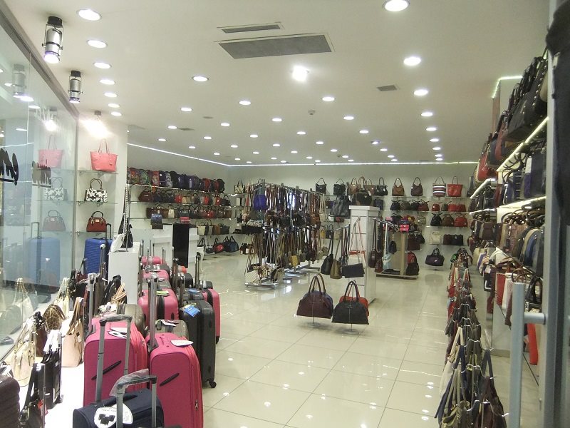 مرکز خرید Aydin periham