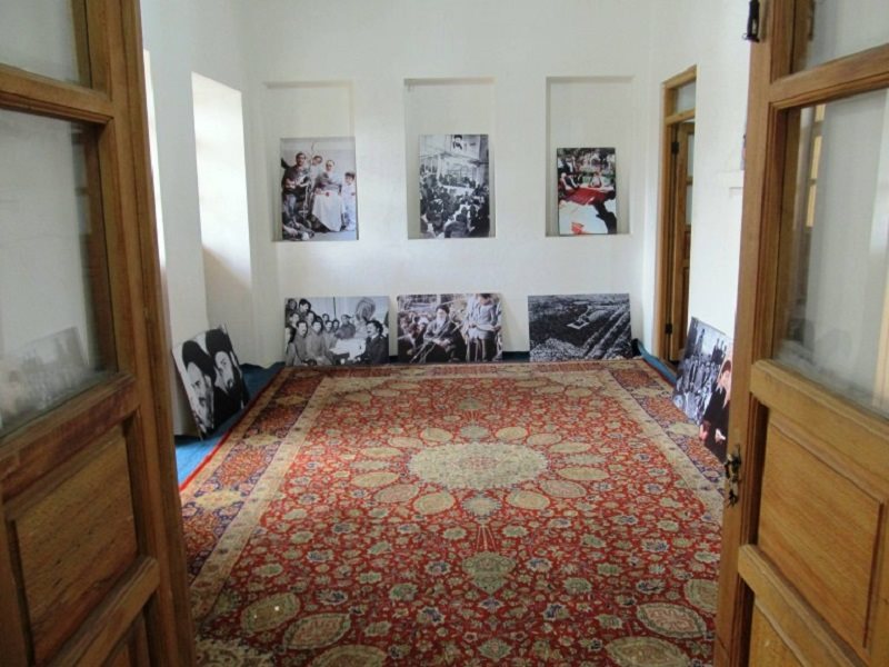 درون اتاق خانه امام خمینی