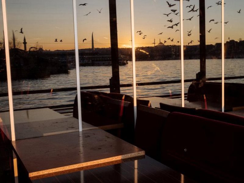 رستوران های خالی استانبول